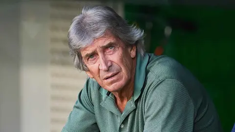 Manuel Pellegrini en el Real Betis - C&aacute;diz CF | Salvador L&oacute;pez Medina para El MIRA