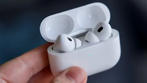 AirPods Pro Apple