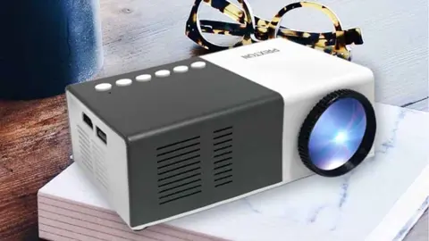 Proyector cinema mini Prixton en Carrefour