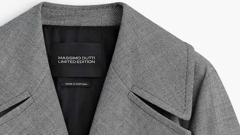 Gabardina larga de Massimo Dutti