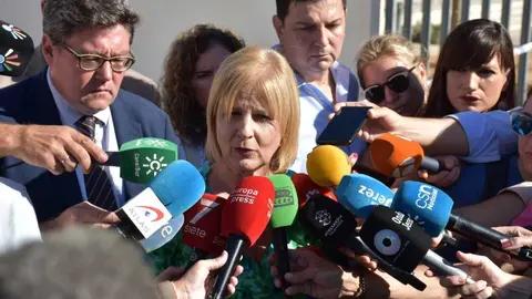 Mar&iacute;a Jos&eacute; Garc&iacute;a-Pelayo tras el apu&ntilde;alamiento en el IES Elena Garc&iacute;a de Jerez | Foto: Noelia Herrera (Jonocla) para El MIRA