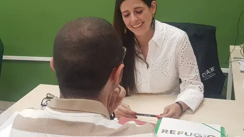 Oferta de empleo para trabajadores sociales de Andaluc&iacute;a. Requisitos y remuneraci&oacute;n