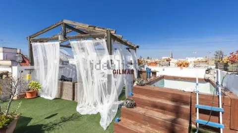 Chalet adosado en venta en el centro de Jerez)
