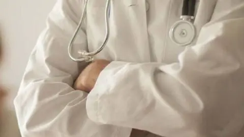 Llama 'panchita' a una m&eacute;dico de Rep&uacute;blica Dominicana en Huelva. Esta es la condena