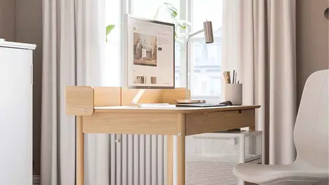 Escritorio de roble RIDSP&Ouml; de Ikea