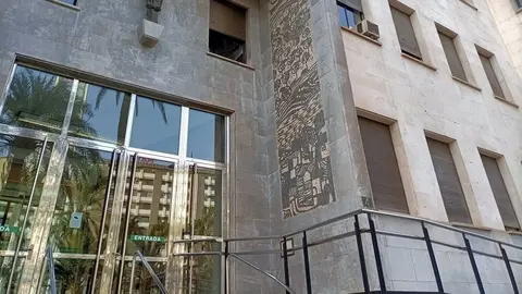 Introduce colillas, pimientos y sal por la vagina a su pareja en Almer&iacute;a. Esta es la condena