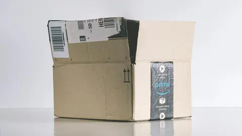 Caja de pedido repartido por Amazon