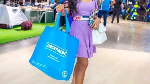 Comprando en Decathlon