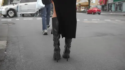 Los vestidos de punto de Inditex que se van a llevar en invierno con cualquier bota