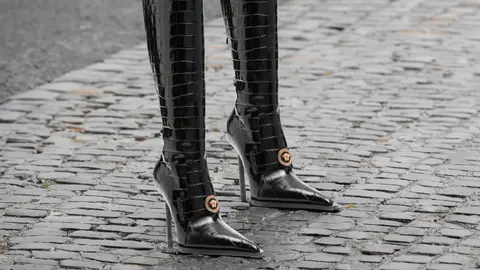 Botas Vagabond con efecto de piel de cocodrilo de Versace