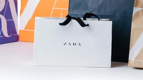 Bolsa de complementos de ZARA - El MIRA