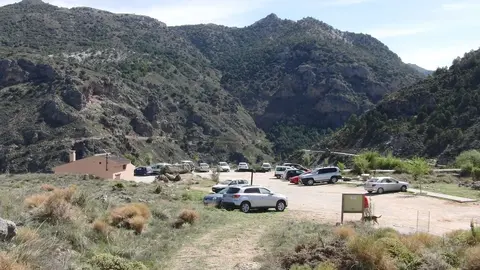 20 personas mayores se pierden mientras hacen senderismo en el Cerro Huenes de Granada (2)