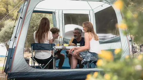 Carpa plegable con habit&aacute;culo para 6 persona Quechua de Decathlon