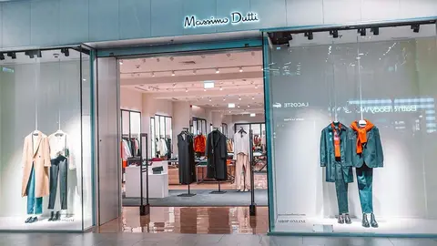 Escaparate de tienda Massimo Dutti - moda de dise&ntilde;o de Inditex