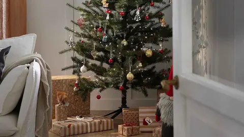 &Aacute;rbol de navidad artificial VINTERFINT de Ikea