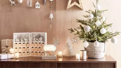 Calendario de adviento en forma de libro de Maisons du Monde