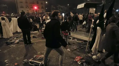 Semana Santa de Sevilla 2017: Este es el negro futuro judicial que espera a los alborotadores