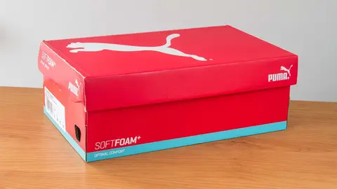 Caja de Zapatillas de PUMA - EM