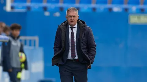 Lucas Alcaraz, m&iacute;tico entrenador espa&ntilde;ol, ha dado un consejo a UD Almer&iacute;a y Granada CF que el C&aacute;diz CF da por err&oacute;neo