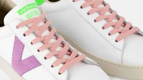 Zapatillas bajas tipo casco con detalles multicolor Victoria en El Corte Ingl&eacute;s