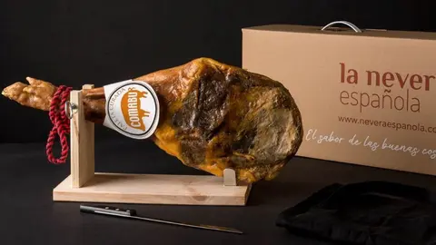 Comabu - Kit con Paleta 50% Duroc, Jamonero, Cuchillo y Delantal