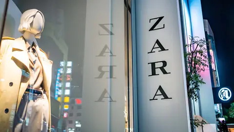 Tienda de moda de mujer de ZARA - Grupo Inditex