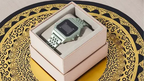 Reloj de Parfois que parece el cl&aacute;sico Casio que sigue arrasando d&eacute;cada tras d&eacute;cada