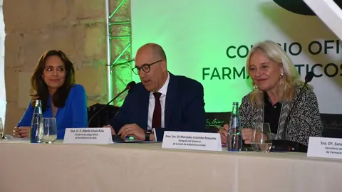 Los farmac&eacute;uticos rinden honores a su Patrona en las bodegas Gonz&aacute;lez Byass de Jerez | FOTO: Noelia Herrera (Jonocla) para ElMIRA