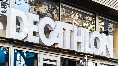 NO CUMPLE MEDIDA NI PESO Tienda Decathlon