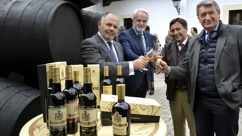Presentaci&oacute;n de los nuevos vinos y etiquetado de Cayetano del Pino