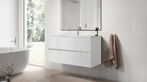 Mueble de ba&ntilde;o con lavabo y espejo ZOE blanco de Leroy Merlin