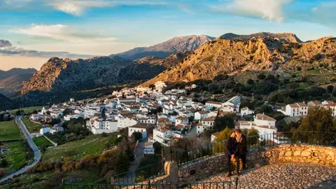 A 7 d&iacute;as del Puente de Diciembre en Andaluc&iacute;a. 5 destinos rurales para perderse y volver