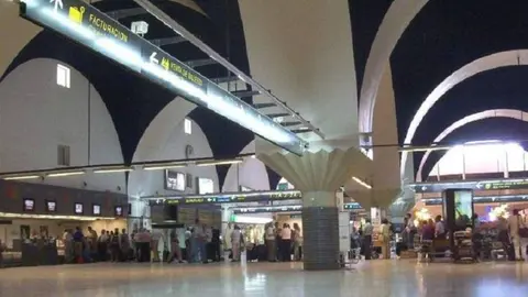 Aeropuertos de Andaluc&iacute;a buscan personal para trabajar de forma inminente. Tipos de contratos