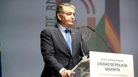 Antonio Sanz. Llevamos a&ntilde;os pidiendo al Gobierno de Espa&ntilde;a agentes para la Polic&iacute;a Adscrita