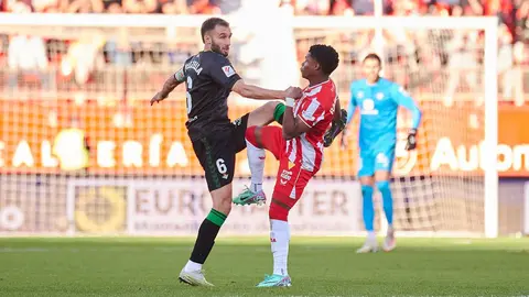 Germ&aacute;n Pezzella en el UD Almer&iacute;a - Real Betis | Salvador L&oacute;pez Medina para El MIRA