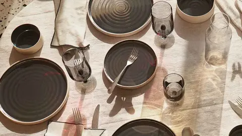 Mantel OMBONAD de Ikea