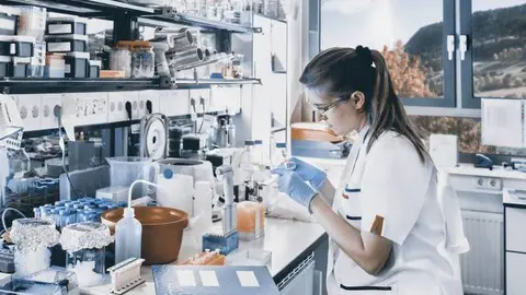 Andaluc&iacute;a convocar&aacute; en 2024 ayudas por 30 millones de euros para impulsar proyectos de I+D