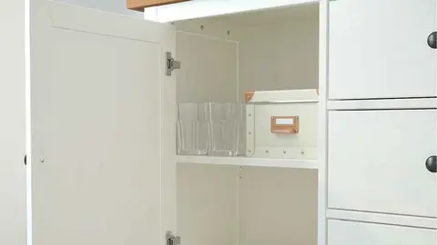 Aparador HEMNES de Ikea