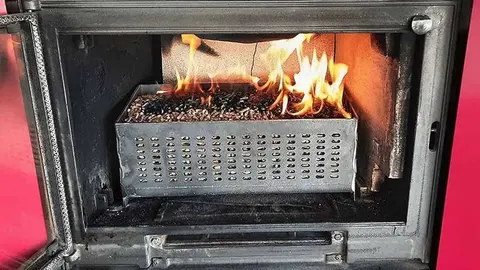 As&iacute; siembra el p&aacute;nico un brasero 'maldito' en C&oacute;rdoba. Un menor entre los afectados