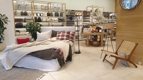 Interior de tienda Zara Home de decoraci&oacute;n del hogar