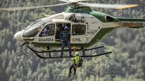 Un alpinista pierde la vida tras sufrir una ca&iacute;da desde 70 metros de altura en Granada