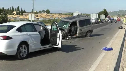 Fallece una persona y otra resulta herida grave en una colisi&oacute;n en Puente Genil