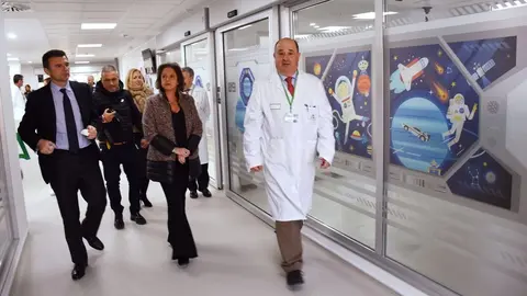 Catalina Garc&iacute;a en C&aacute;diz. "Andaluc&iacute;a ya no es el farolillo rojo de la sanidad espa&ntilde;ola"