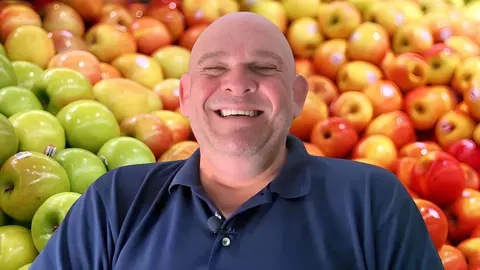 El Comandante Lara vuelve a hacer de las suyas con el chiste de Paco y las manzanas