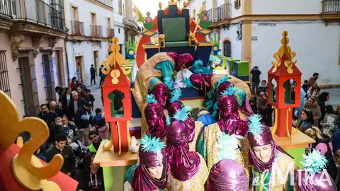 Ca&iacute;da de la Cartera Real durante su cabalgata en Jerez 