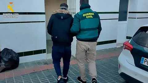As&iacute; roban 50.000 euros en una vivienda de Sevilla. Uno de los implicados, el yerno de la v&iacute;ctima