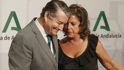 Antonio Sanz lo deja claro: "Respaldamos a la consejera de Salud, si no fuera as&iacute; no seguir&iacute;a"