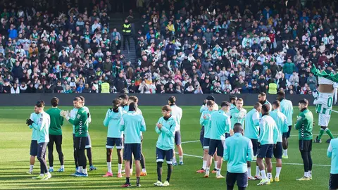 Entrenamiento del Real Betis a puerta abierta en el Benito Villamar&iacute;n | Salvador L&oacute;pez Medina para El MIRA