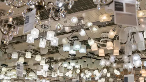 Secci&oacute;n de l&aacute;mparas de Leroy Merlin