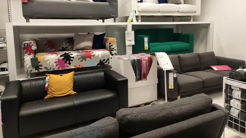 Secci&oacute;n de sof&aacute;s de IKEA 